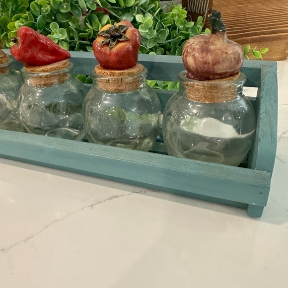 Spice Rack Kitchen  Wooden Wall with Glass Jars Mushroom Veggies EUC - Picture 2 of 10